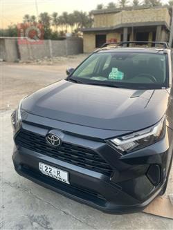 تۆیۆتا ڕاڤ 4